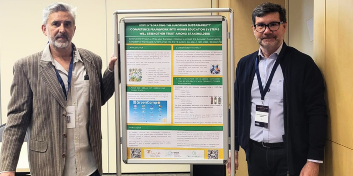 Luis Miguel Martínez y Javier Oliver, representantes de AVAP, junto al póster del proyecto europeo GREENVERSITY presentado en el ENQA Members' Forum 2026 en Budapest.